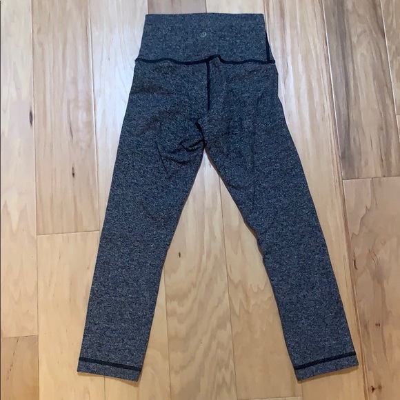 lululemon athletica Pants - Lululemon Wunder Under High-Rise Crop Leggings 21”